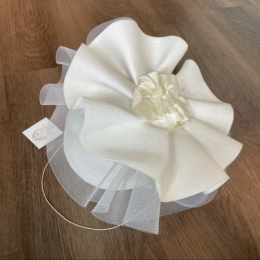 VINTAGE- Fascinator Hat Floral